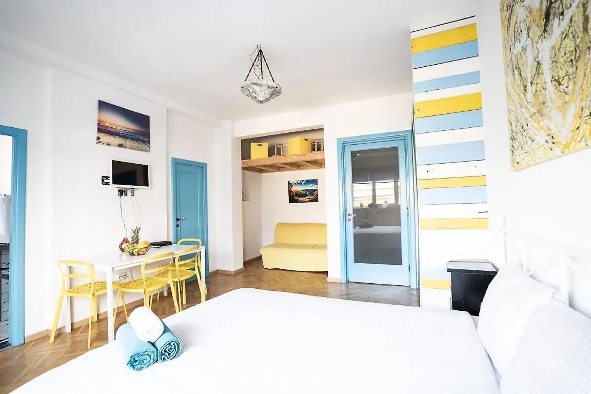 Central Studio At Cismigiu Park Apartment Bucharest Romania